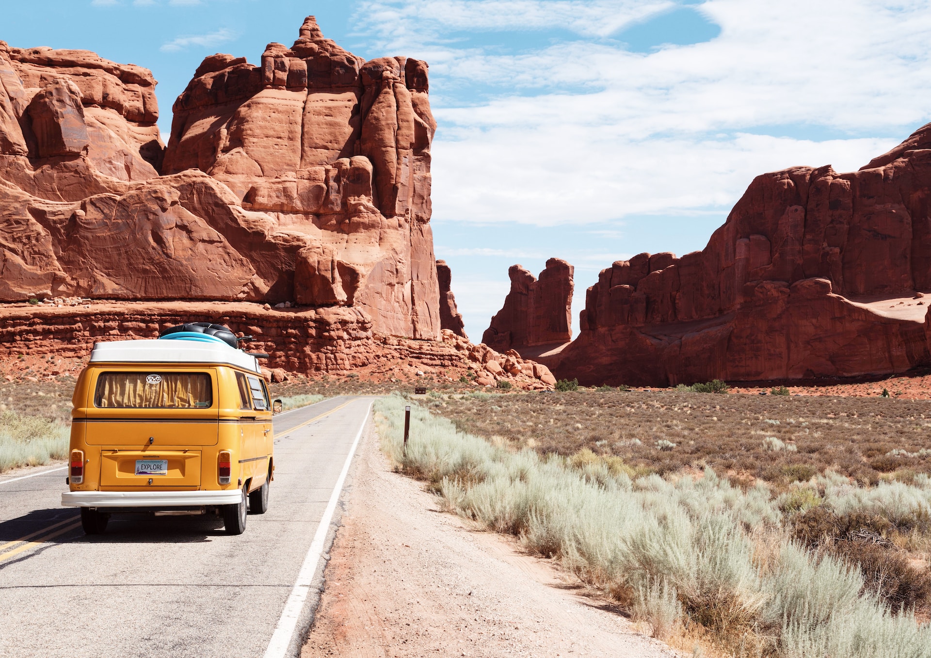 Read more about the article How do you manage a road trip budget?